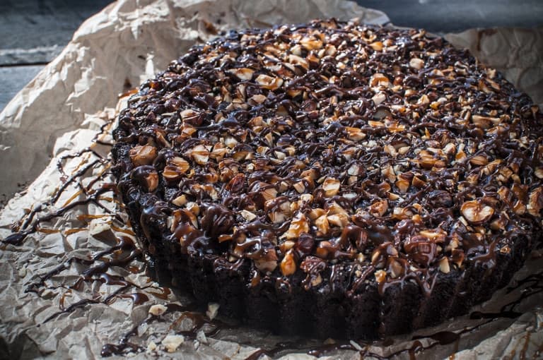 Paleo Caramel Hazelnut Crownie - Paleo Foundation